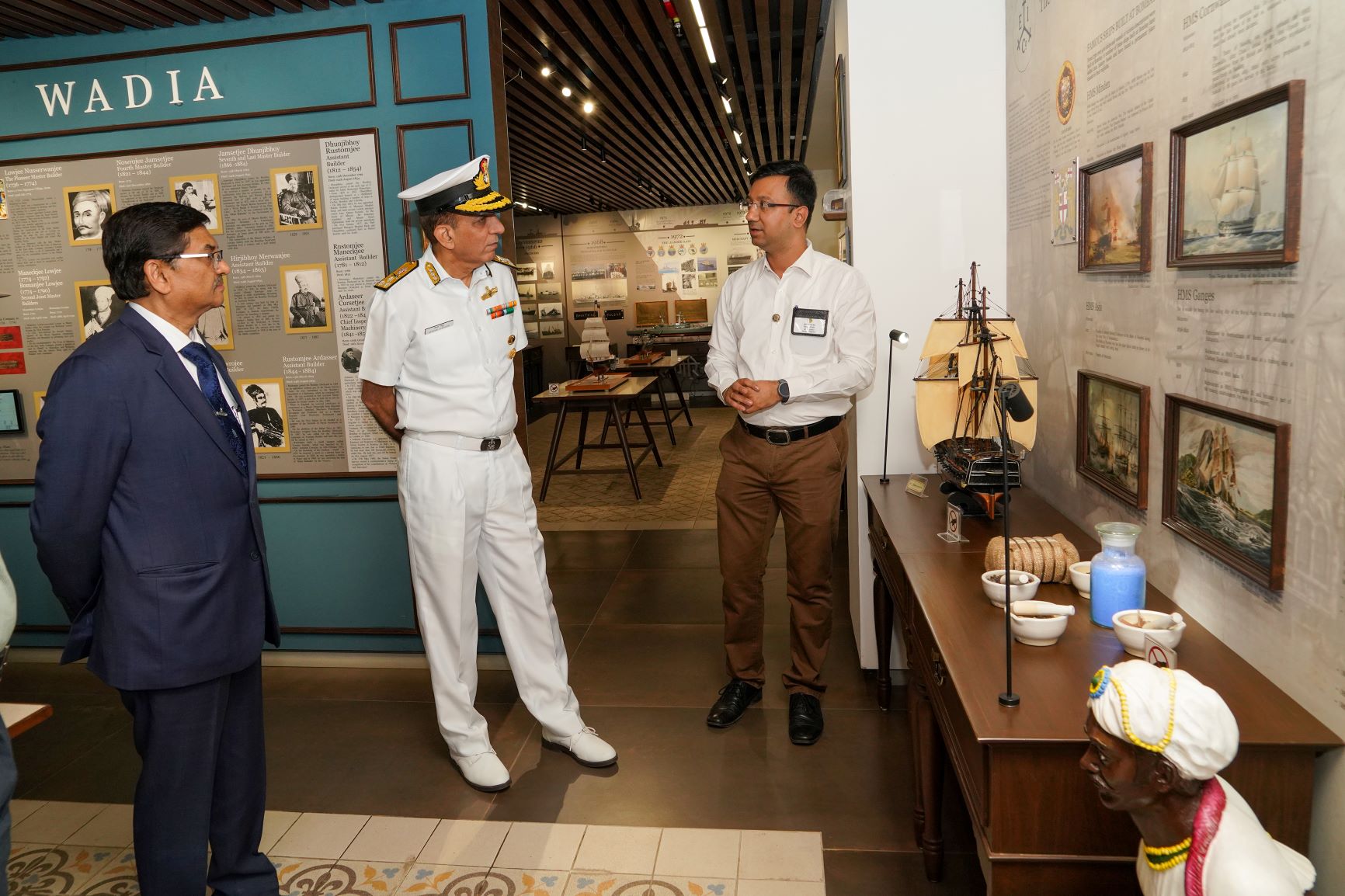 Visit of VADM Deepak Kapoor Controller of Logistics (COL) - 4th Jan 2023123